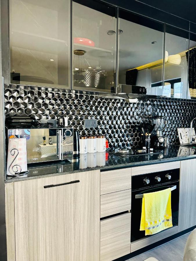 Escada Next Level Luxurious Home Nairobi Bagian luar foto