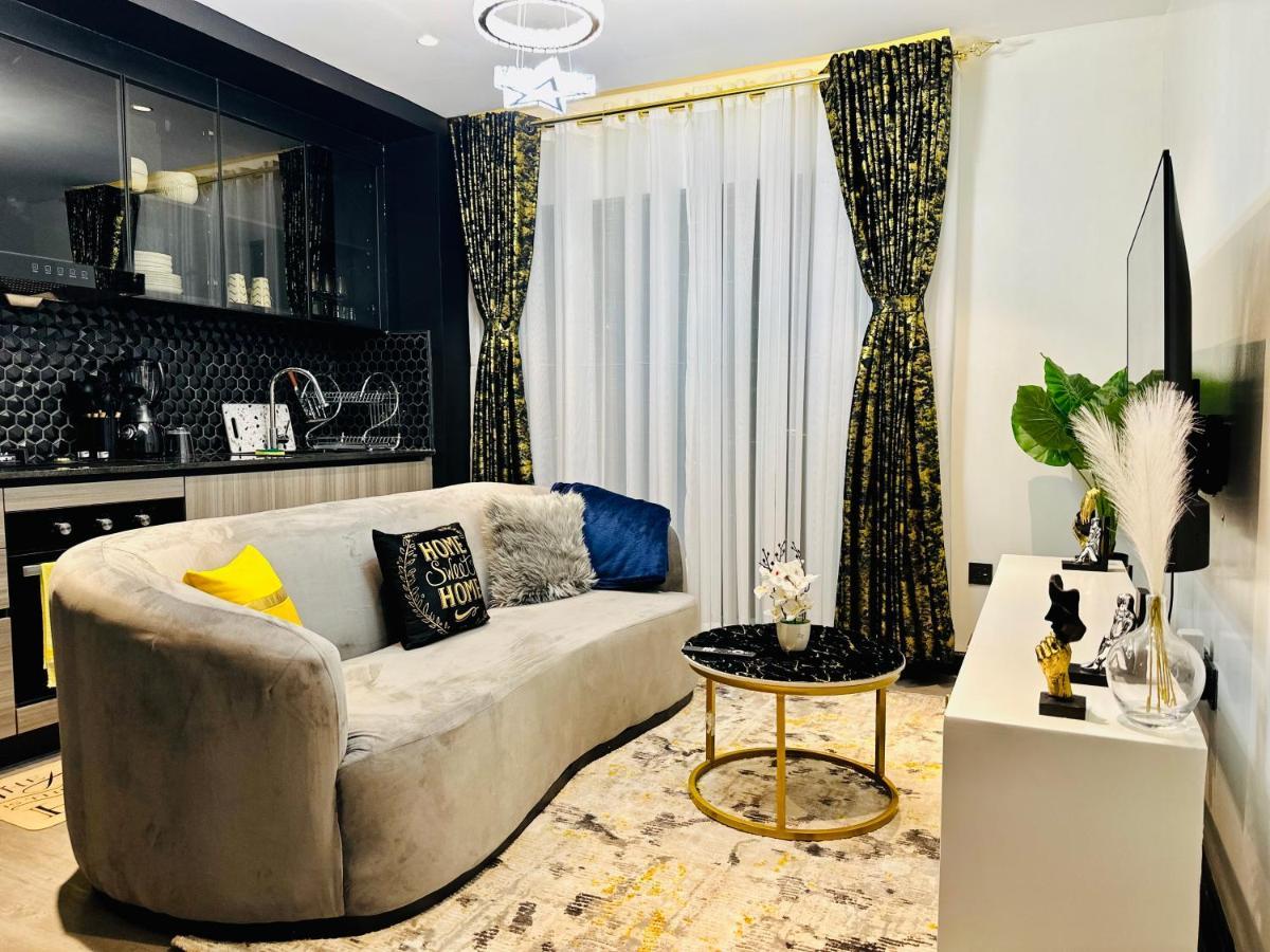 Escada Next Level Luxurious Home Nairobi Bagian luar foto